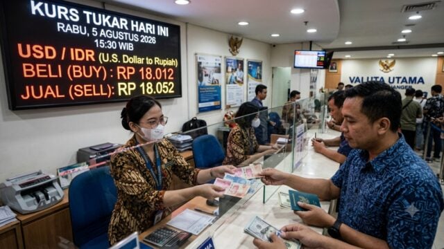 kurs rupiah hari ini 5 agustus 2026 1 usd rp18.032