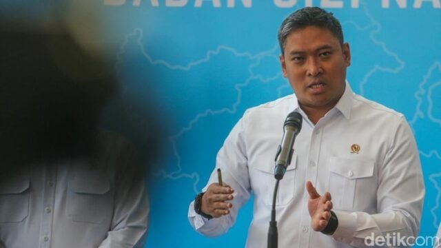 BGN Pakai Beras Lokal untuk MBG, Pasokan Bulog Jadi Cadangan