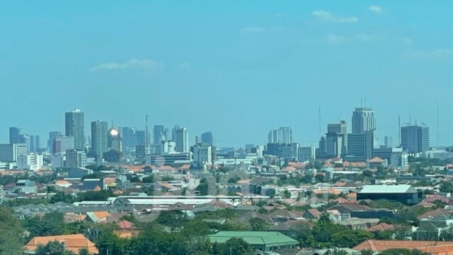 Cuaca Surabaya Hari ini, Pagi-Malam Cerah dan Cerah Berawan, Siang Potensi Panas Menyengat