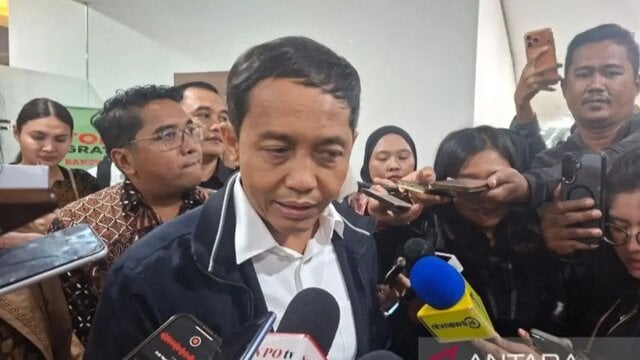 KPK Ungkap Tiga Kali Pertemuan Raja Juli dengan Bupati Kuansing