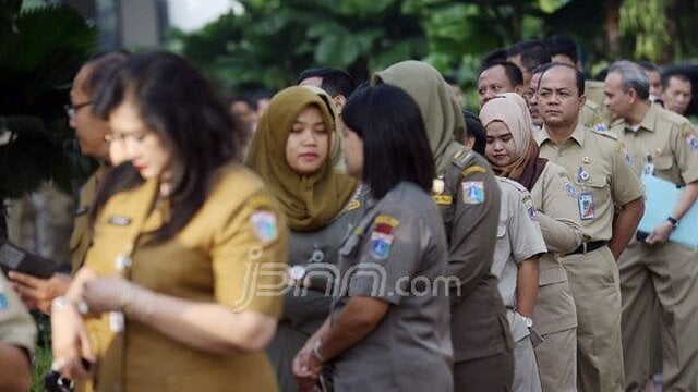 Pak Kadis Bilang Hanya Guru PPPK Paruh Waktu Usia 35 ke Atas jadi P3K Penuh