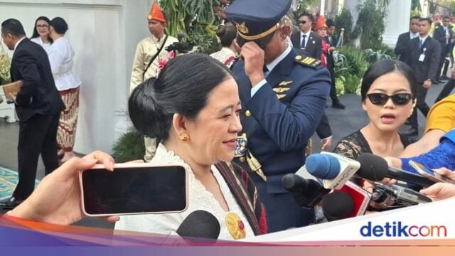 Puan Hadiri HUT Ke-81 RI di Istana, Pakai Kebaya Modern dan Kain NTT