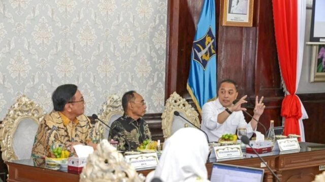 Wali Kota Surabaya dan Dewas KPK bahas optimalisasi barang rampasan