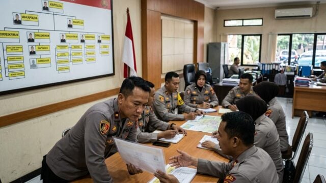 Kapolri Listyo Sigit Prabowo umumkan mutasi 27 Brigjen Pol ke jabatan strategis Polri Agustus 2026