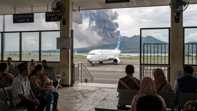 Erupsi Anak Krakatau, 6 Bandara Ditutup & 301 Penerbangan Dibatalkan
