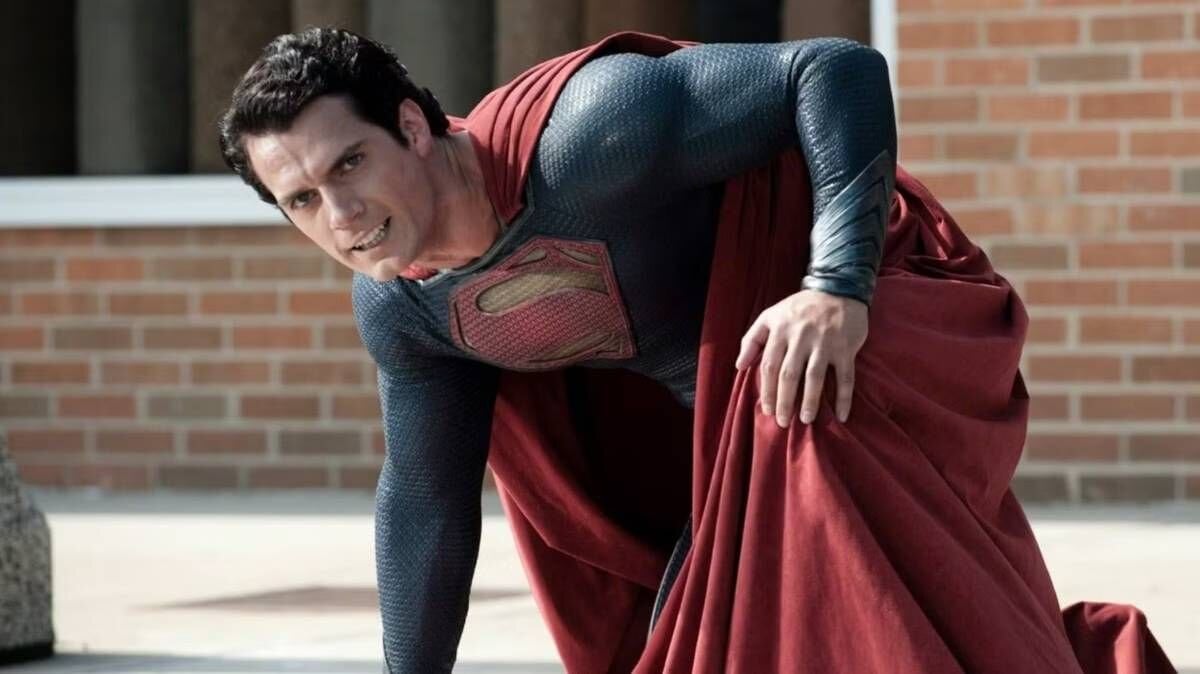 Gal Gadot Kritik Cara DC Studios Lepas Henry Cavill dari Superman