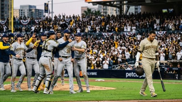 Brewers Beat Padres 3-1 to Advance to NL Championship Series
