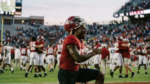 Georgia Rises to No. 1 After 20-17 Road Win at Alabama