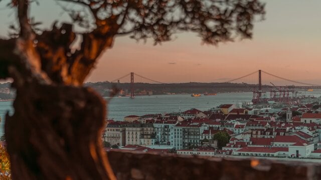 Suffocating protests spread to Lisbon over housing costs