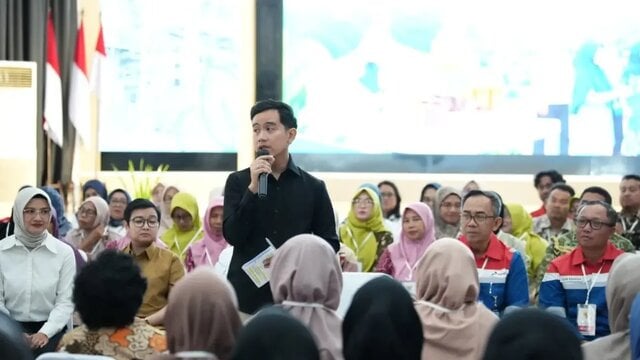 Kunjungi Kilang Cilacap, Gibran Apresiasi Pengumpulan Minyak Jelantah