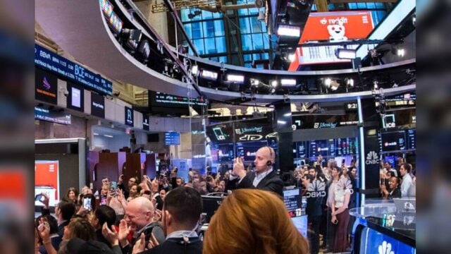 Wall Street Anjlok Usai Saham Teknologi AI Kompak Berguguran