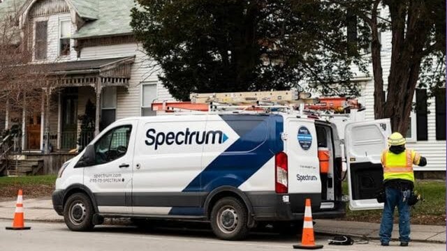 Spectrum Outage Reports Point to Local Issues in California and Florida